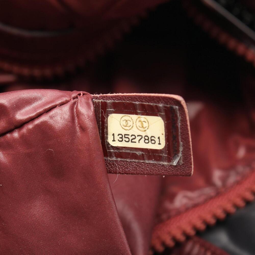 CHANEL Black Leather Tote Bag - Picture 5 of 11